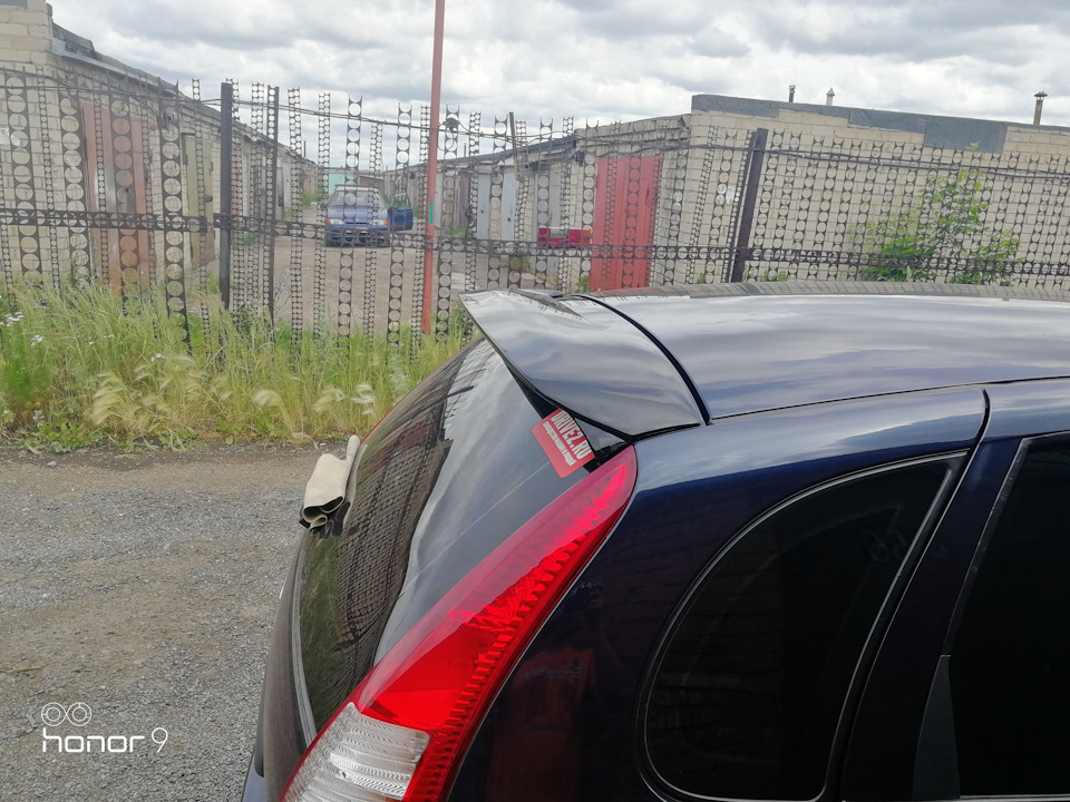 Спойлер калине в попу +5л.с и багажник на крышу — 5л.с))) — Lada Калина ...