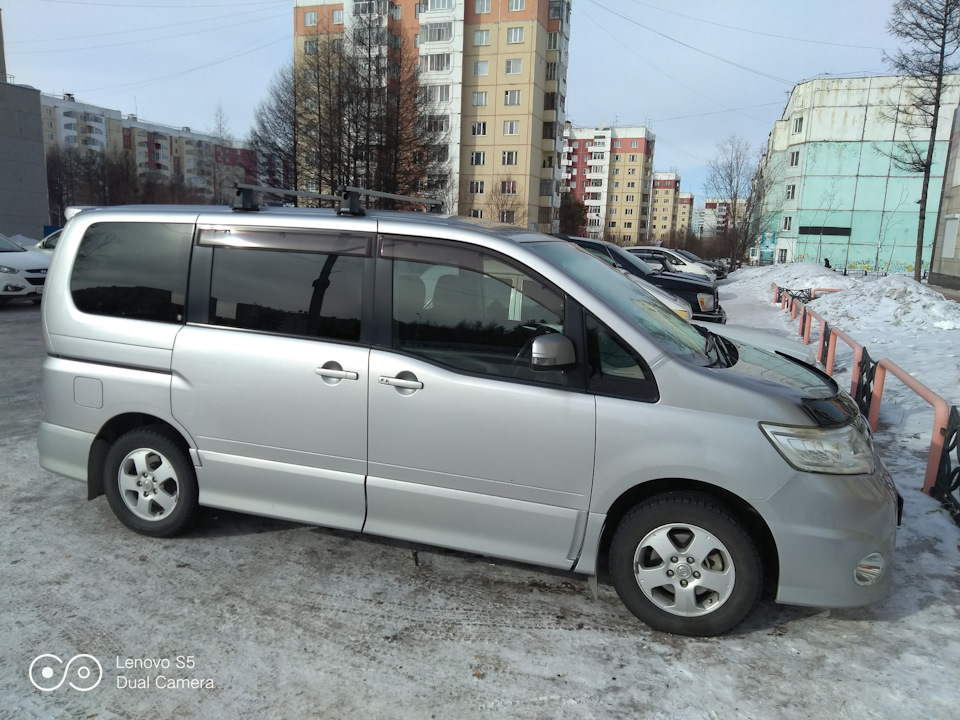 Nissan Serena c25 диски