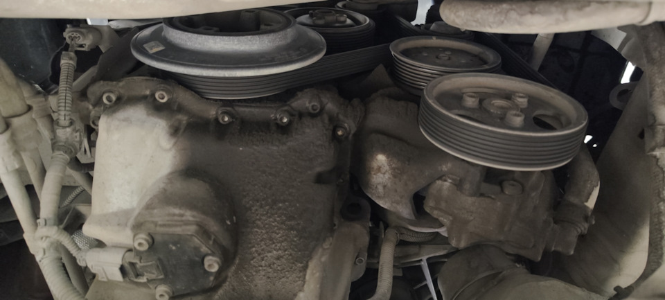 Замена масла показала, что бежит сальник коленвала))) — Volkswagen ...