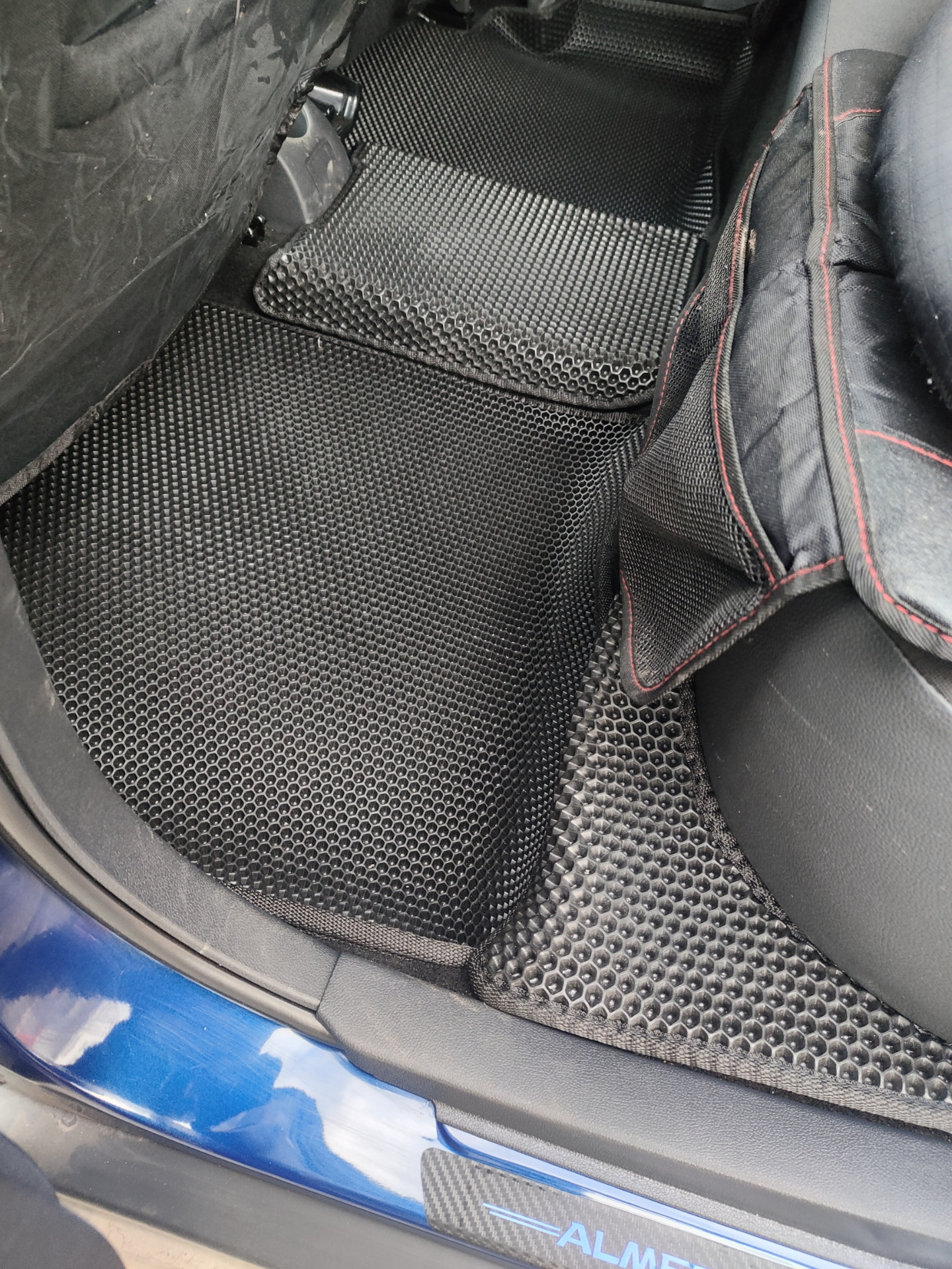 Коврики EVA на Almera g15 + наклейки на пороги — Nissan Almera V (G11 ...