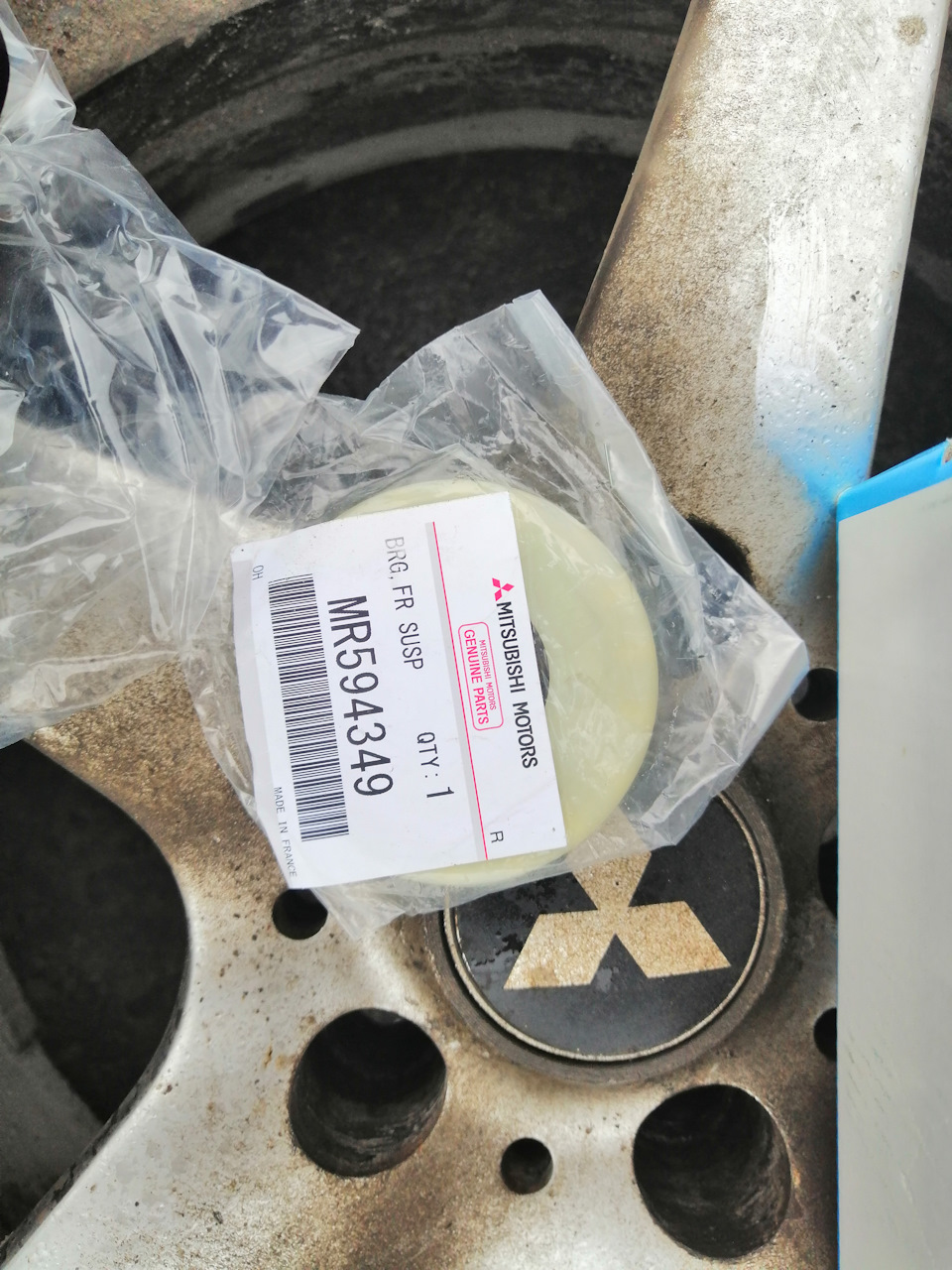 MR594349 ПОДШИПНИК СТОЙКИ ПЕРЕДНЕЙ ПОДВЕСКИ Mitsubishi | Запчасти на DRIVE2