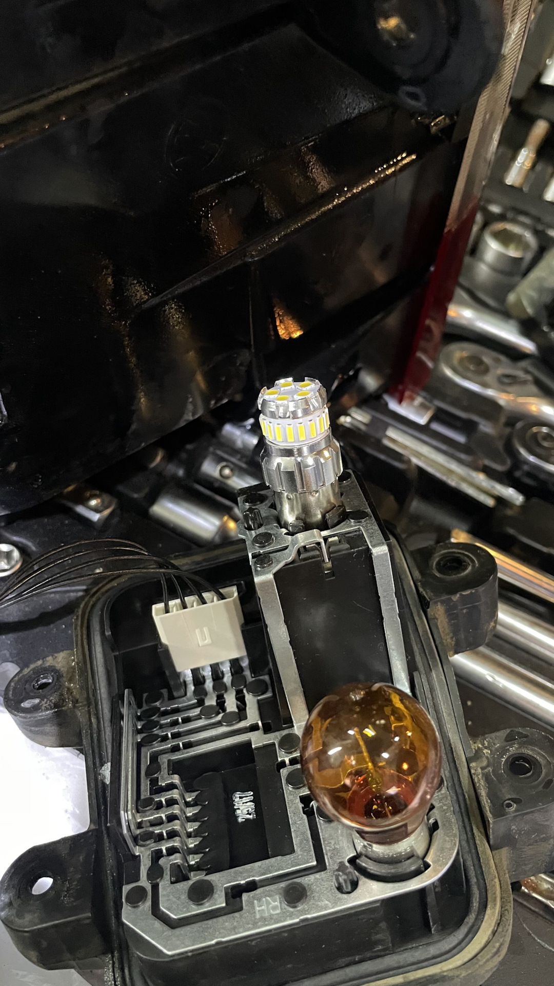 Led лампы заднего хода — Skoda Octavia Scout A7 Mk3, 1,8 л, 2017 года ...