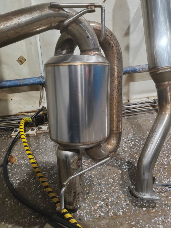 Выхлоп Mugen Twin Loop(ПРОДАН) на Honda Accord (6G), Honda Accord Euro ...