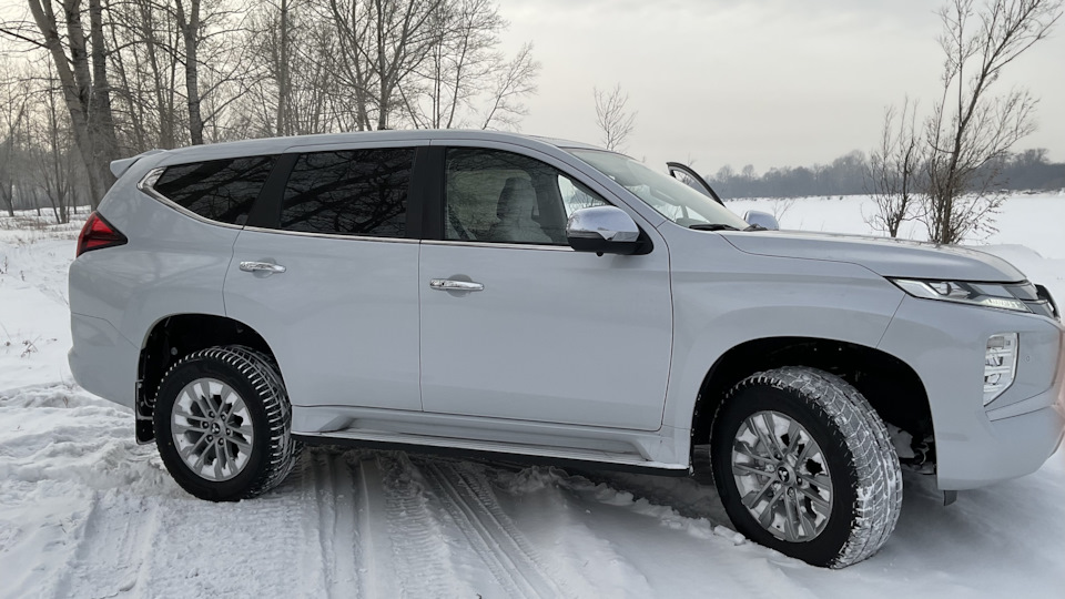 Паджеро спорт 2023 фото Легкая покатушка - Mitsubishi Pajero Sport (3G), 3 л, 2020 года тест-драйв DRIVE