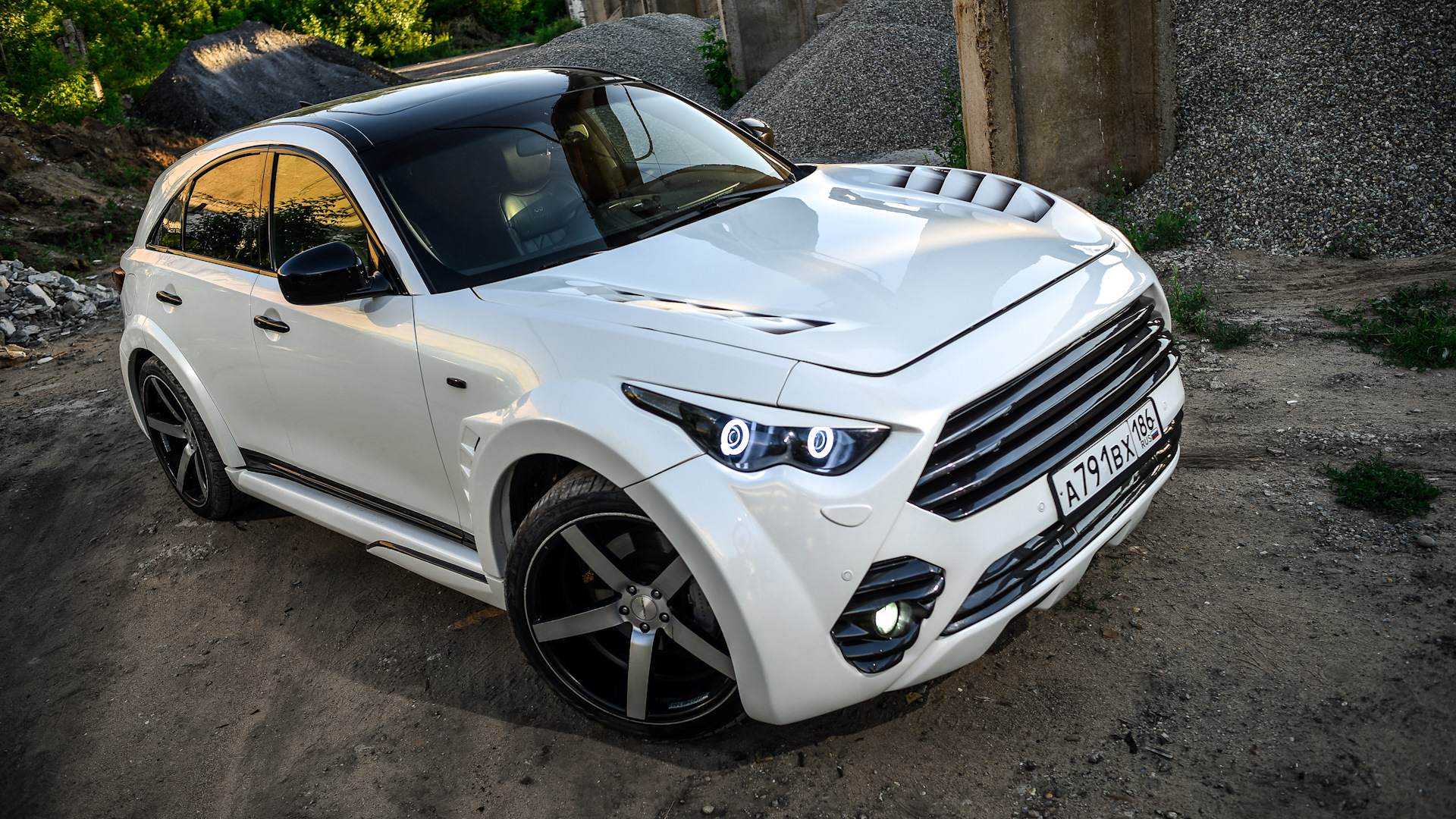 Infiniti FX (2G) 3.7 бензиновый 2013 | Suvorov White на DRIVE2