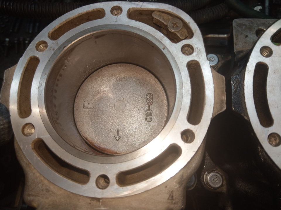 Капитальный ремонт двигателя гидроцикла Yamaha TZ800 — Topvag-Volvo на ...