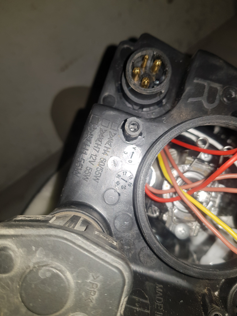 Где находится сапун на двигателе рено дастер 2 литра - 80 фото