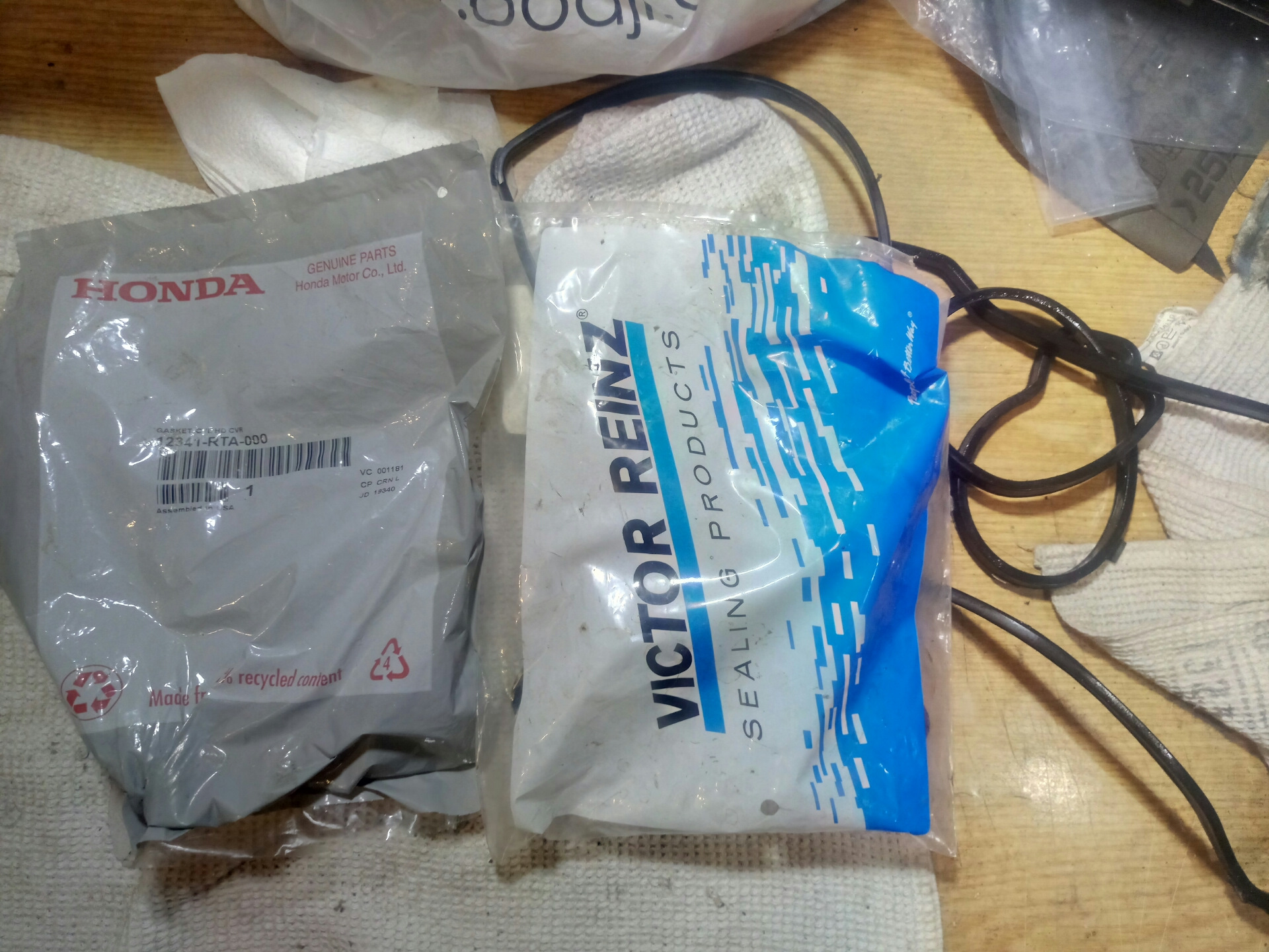 Тойота Камри V70 2019 года. Комплект из 4-х ковриков в салон + 5-й ...