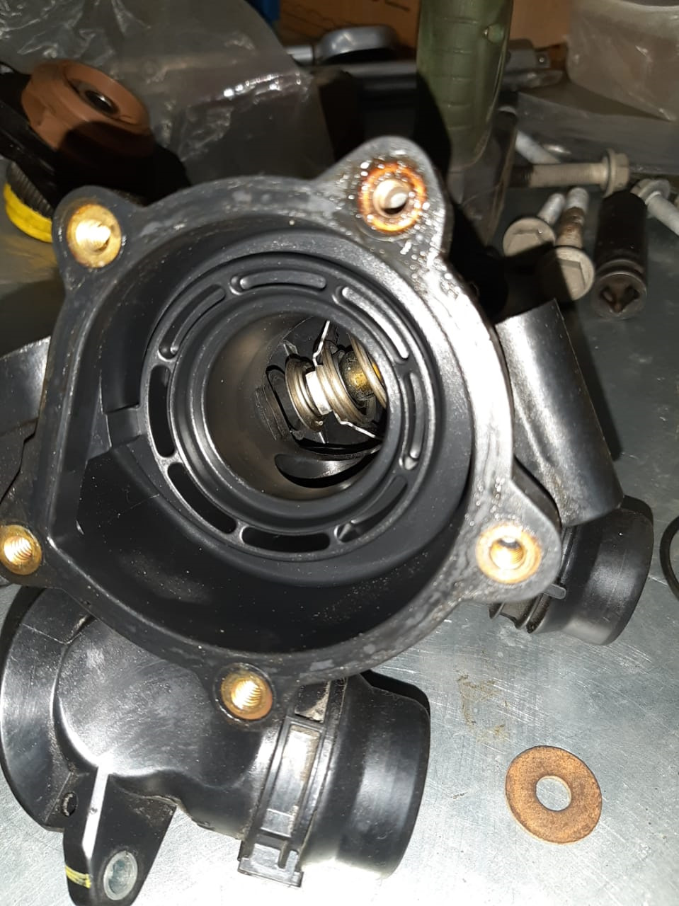 поставил холодный термостат