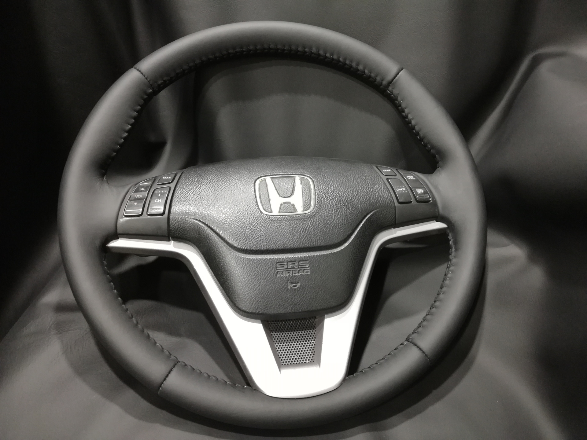 Honda crv руль. Руль Хонда CRV. Руль Хонда стрим. Кожаный руль Honda CRV. Руль Honda 2020 drive2.