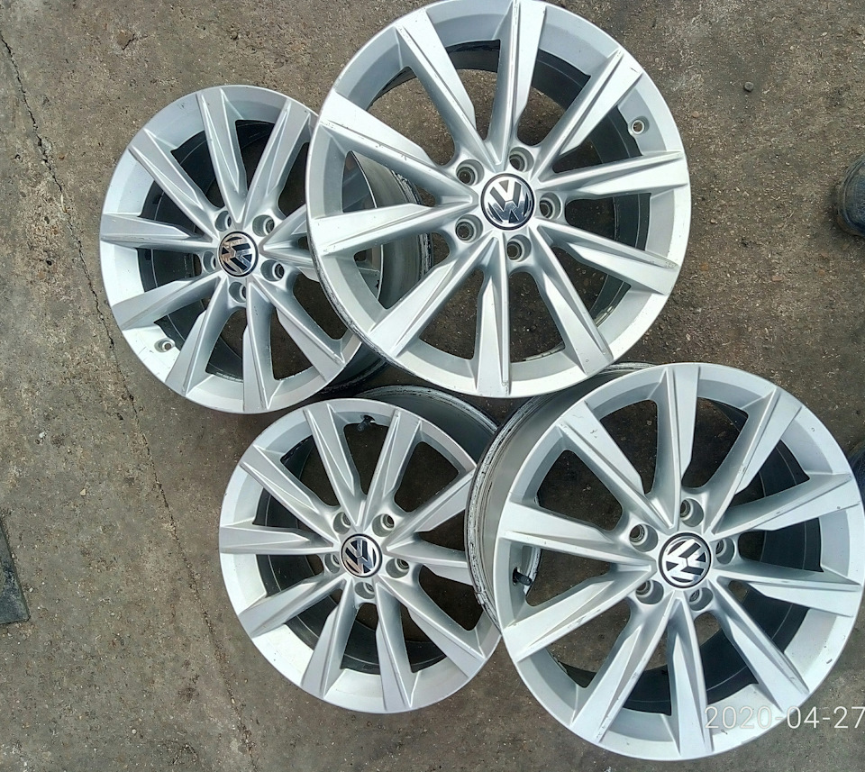 Литые диски 7Jx17 ET43 5x112 на Volkswagen Golf Mk6, Volkswagen Jetta ...