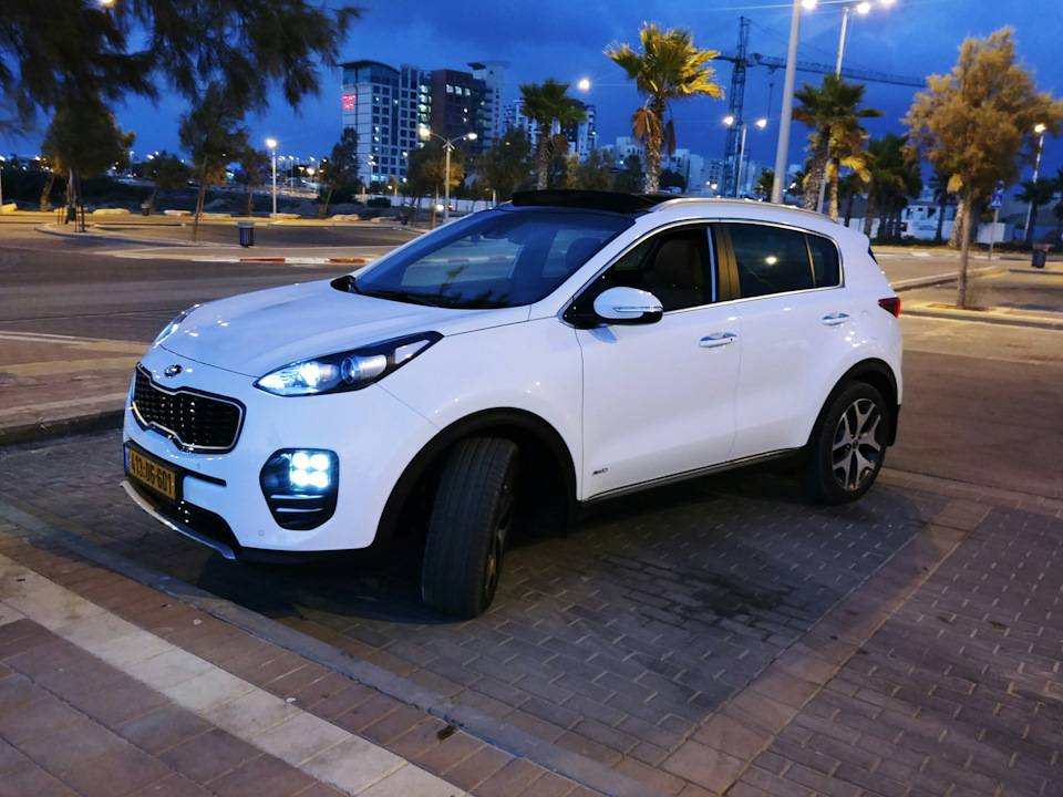 Спортейдж 4 фото. Kia Sportage 2017 белый. Спортейдж 4. Sportage 4 r2.