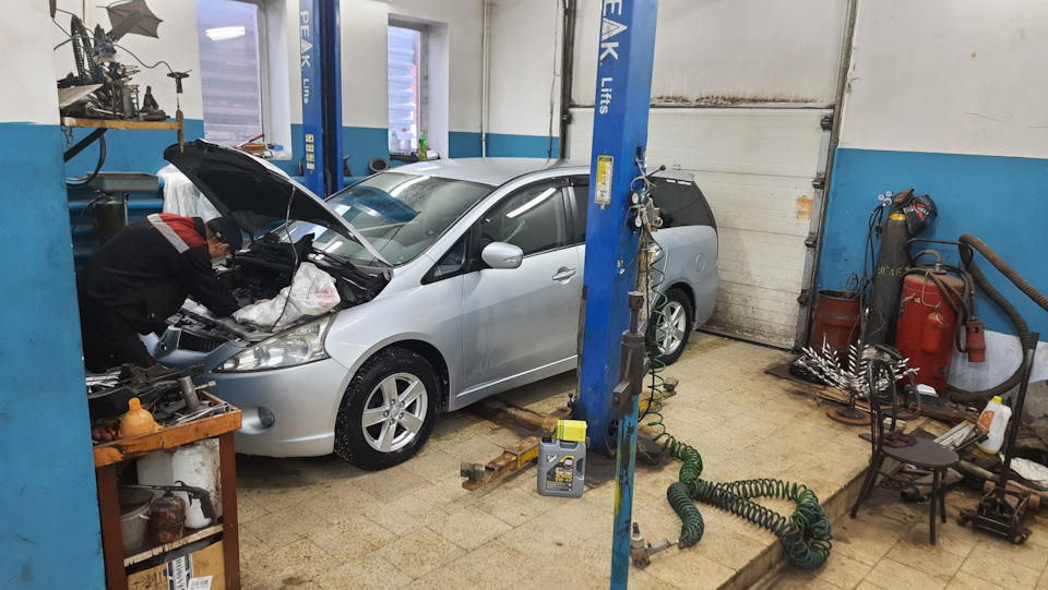 Масло ДВС, турбо дизель — Mitsubishi Grandis, 2 л, 2008 года | плановое ...