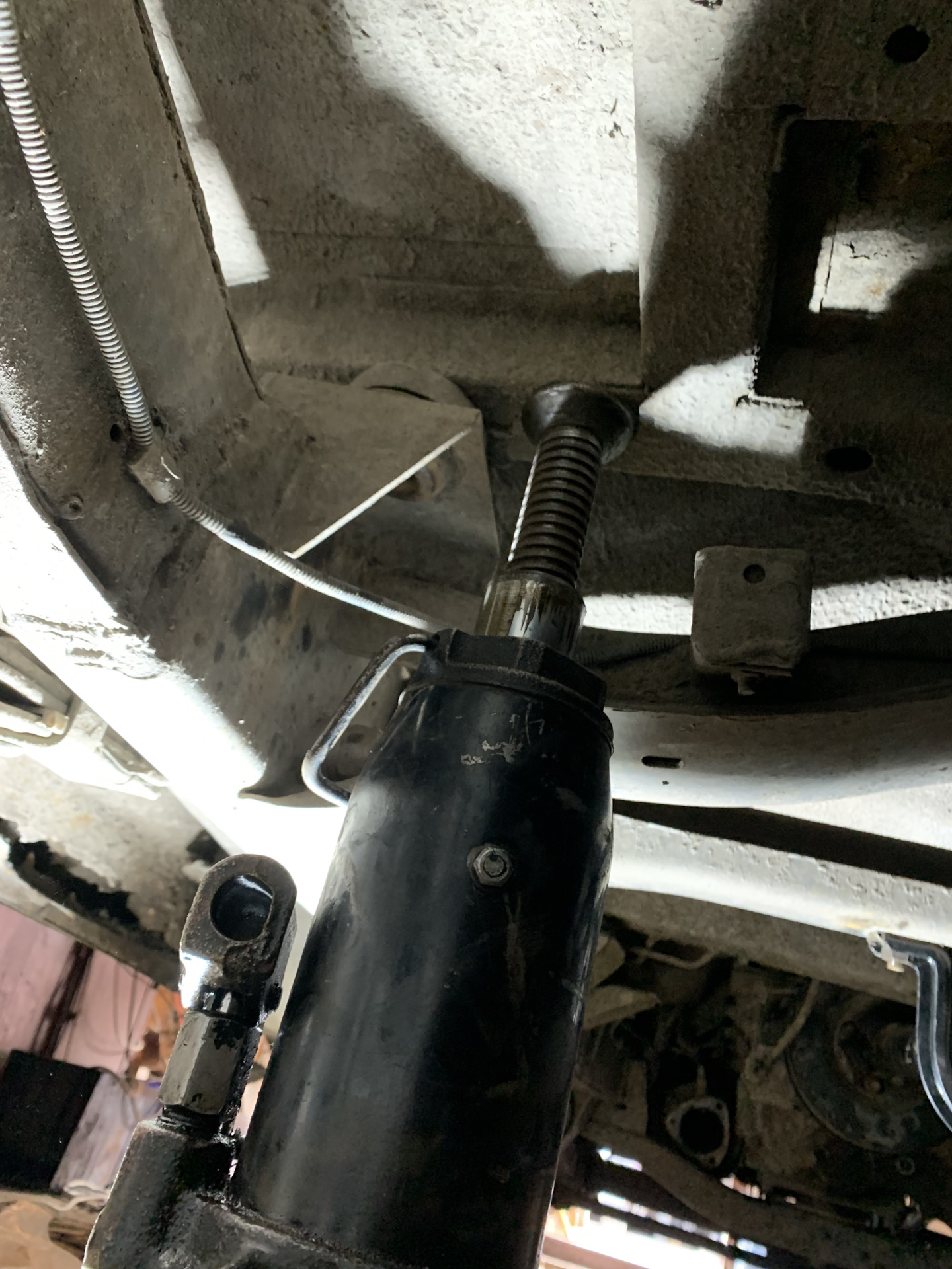 Замена подушек кузова на гнилом УАЗ патриот своими руками. То — УАЗ ...