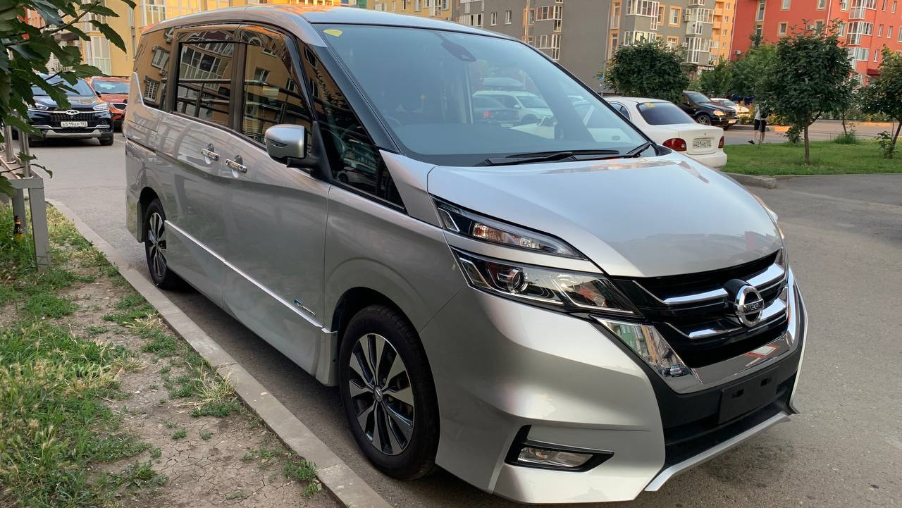 C 27 nissan. Ниссан Серена 2017. Nissan Serena 2017. Nissan Serena c27 Highway Star. Ниссан Серена 2018 года.