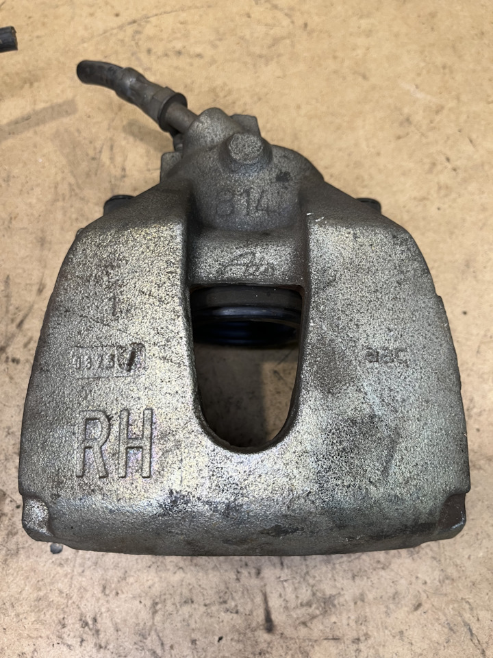 Передний суппорт фокус 2, фокус 3, Куга 1, мазда 3, на Ford C-Max I ...