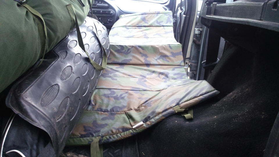 zsAAAgH5A A 960 Как открыть багажник нивы изнутри