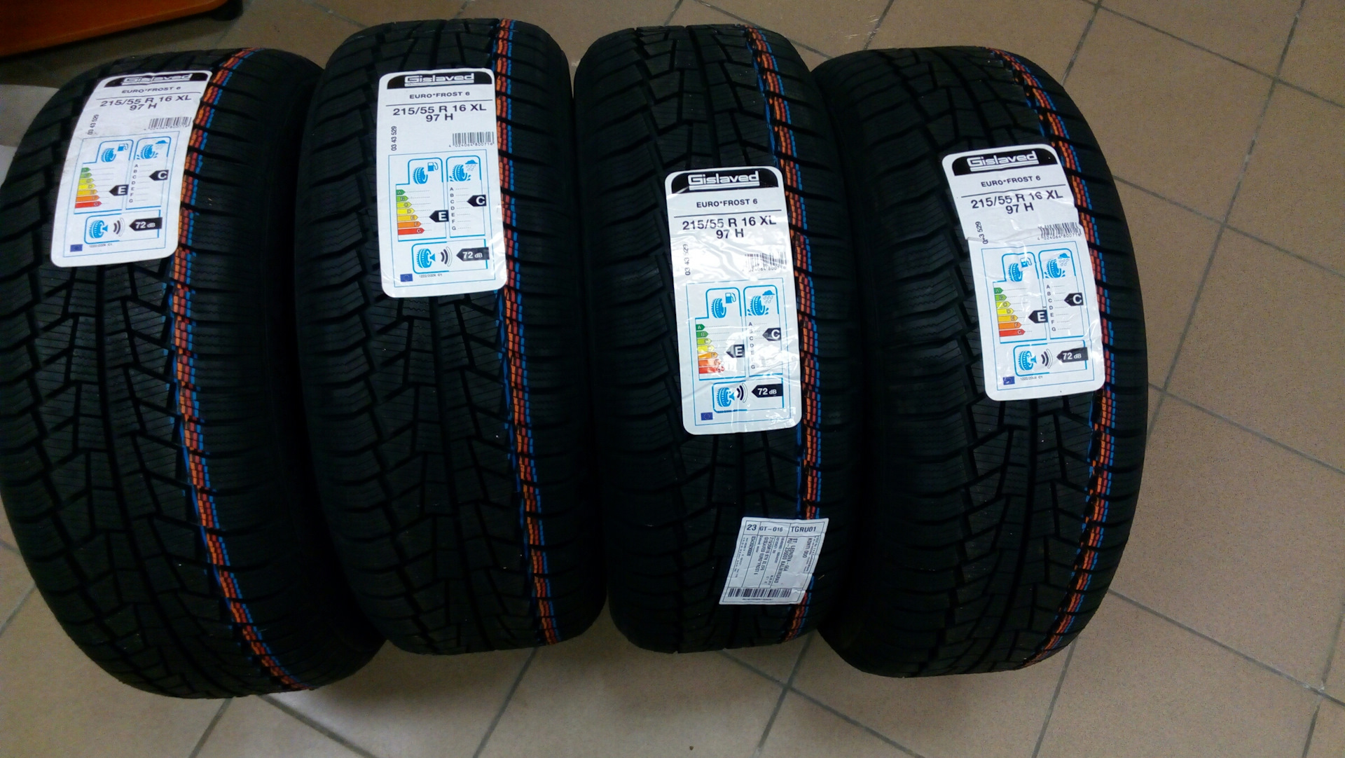 Gislaved premium control r17. Gislaved Euro Frost 6. 225 40 18 Gislaved Euro Frost 6 g. Gislaved Euro Frost 6 215/55 r17 98v. Гиславед 235/45/18.