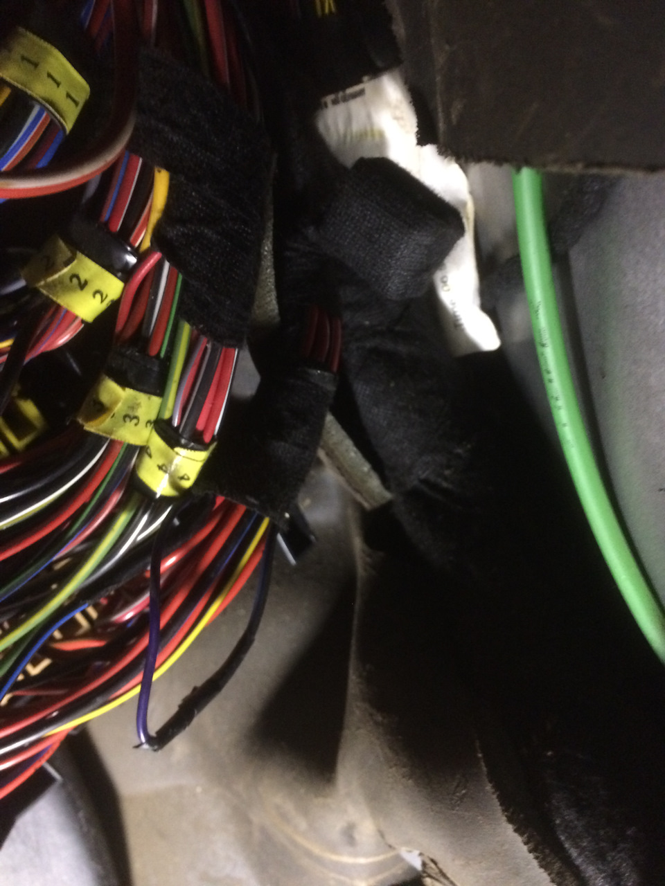 Отказали стеклоподъемники 3 — Audi A8 (D2), 4,2 л, 2001 года | поломка ...