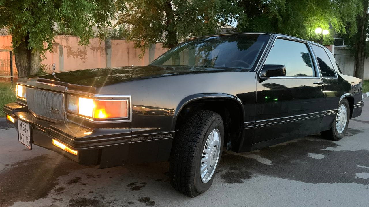 Cadillac DeVille (6G) 4.9 бензиновый 1986 | Touring Coupe на DRIVE2