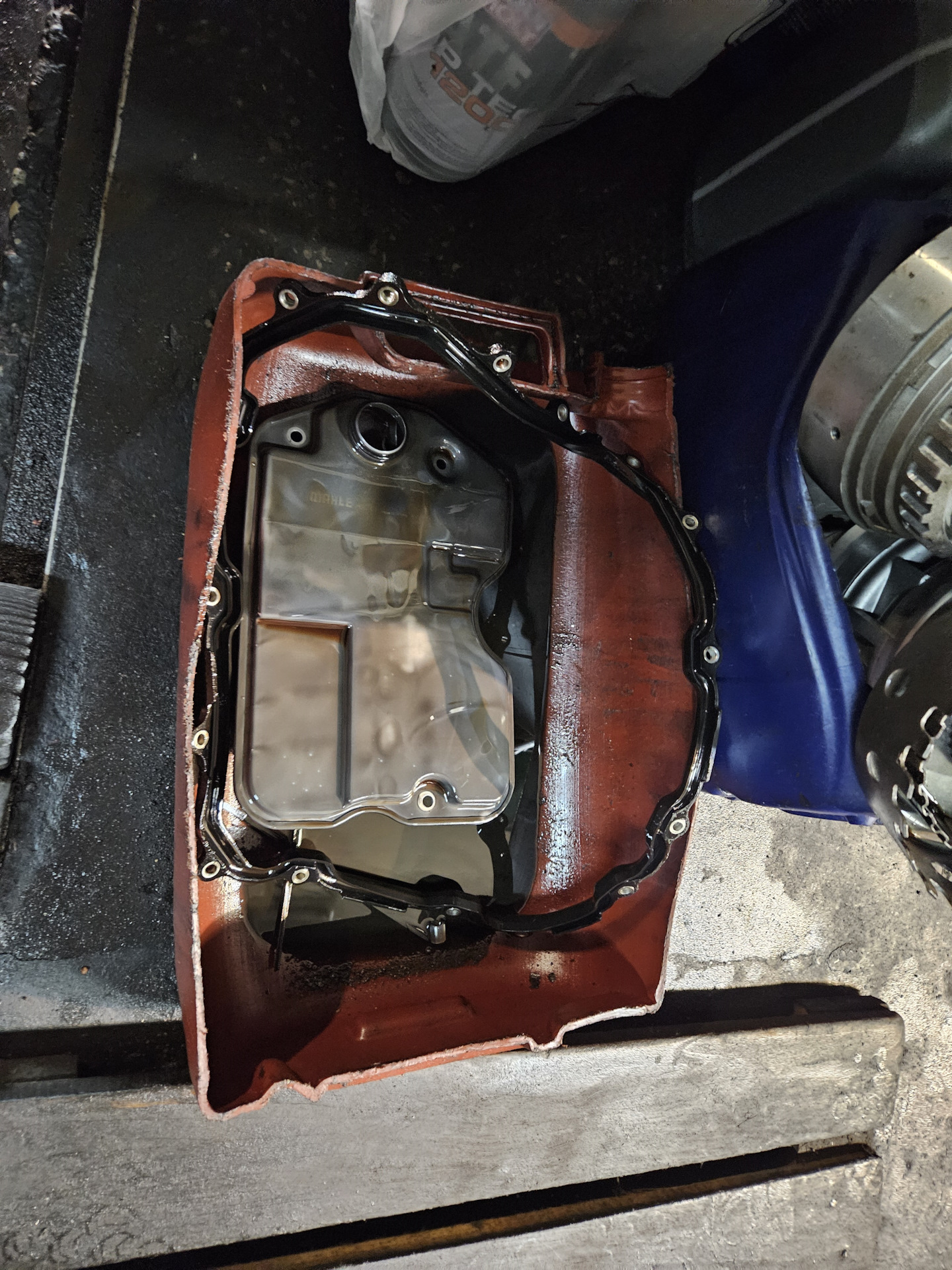 Замена масла в АКПП — Volkswagen Touareg (1G), 3 л, 2007 года | визит ...