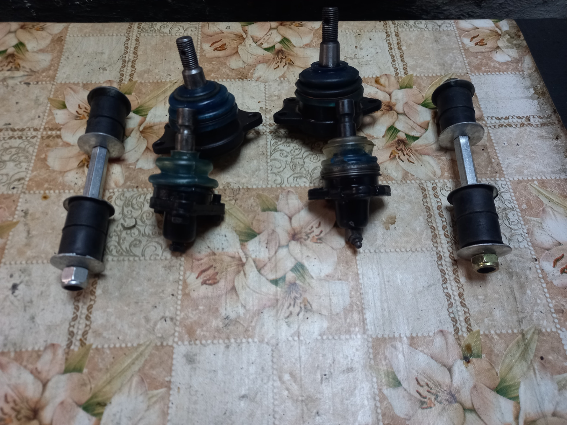 Ремонт передней подвески и регулировка сход-развала — Москвич 2140 SL ...