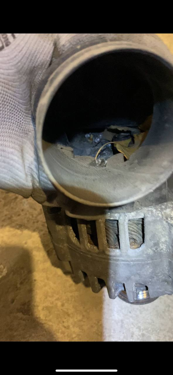 Прикол. Спасибо, что хоть довез до Нижнего 👀 — BMW 5 series (E39)