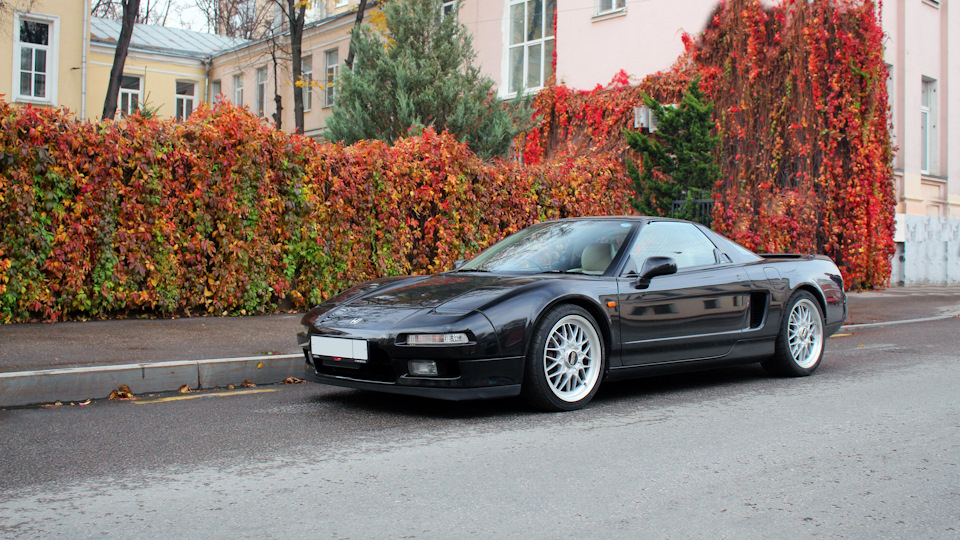 Best motoring. Honda NSX 1994. Диски Хонда НСХ. Honda NSX под дождем. Honda NSX Neon.