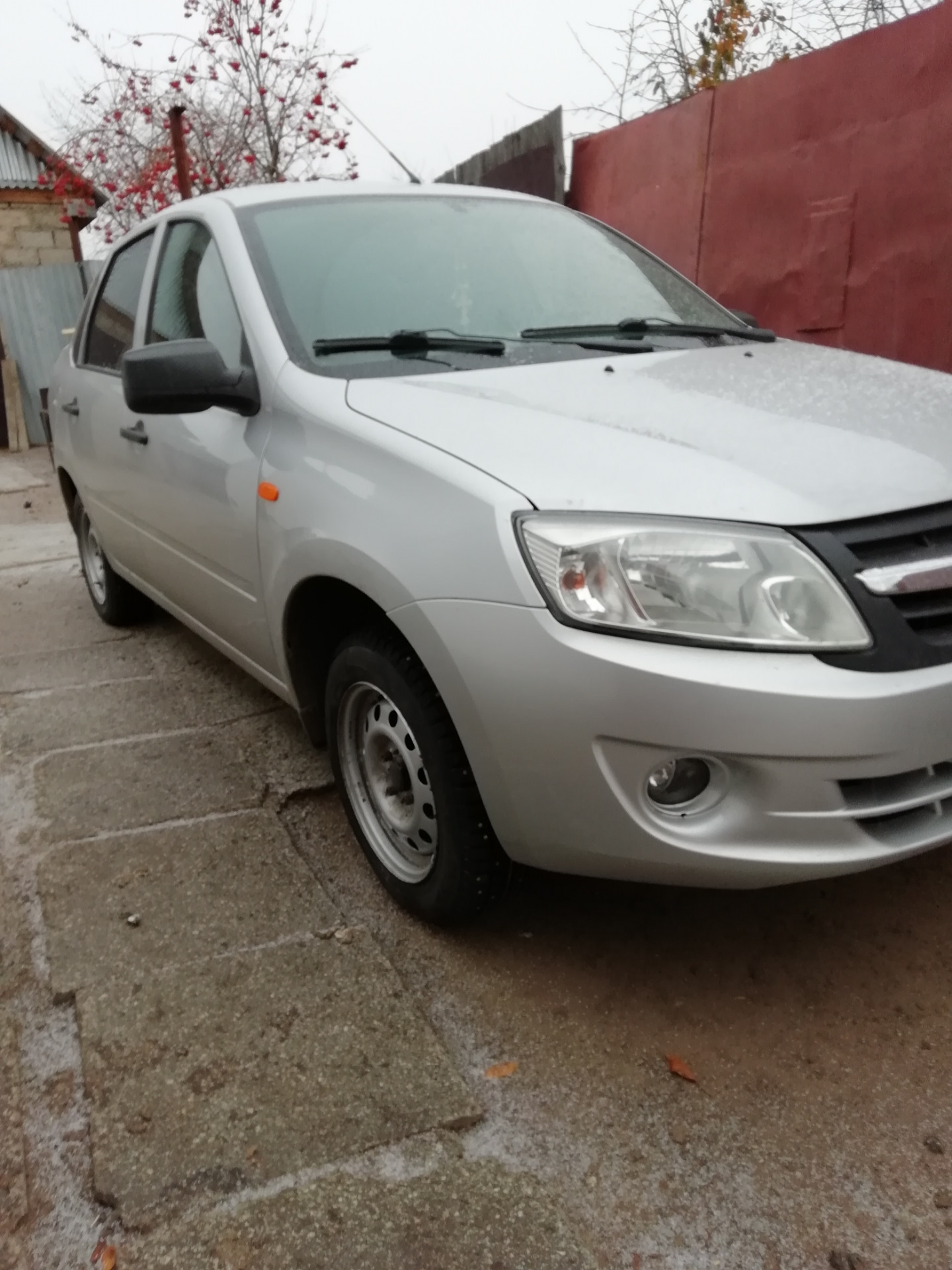 №5.Зимняя резина Kama Irbis 505 r14 — Lada Гранта, 1,6 л, 2013 года ...