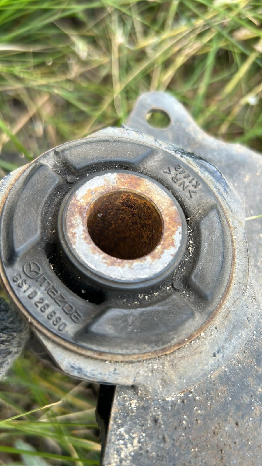 Замена заднего подрамника и сайленблоков задней подвески — Mazda 6 (2G ...