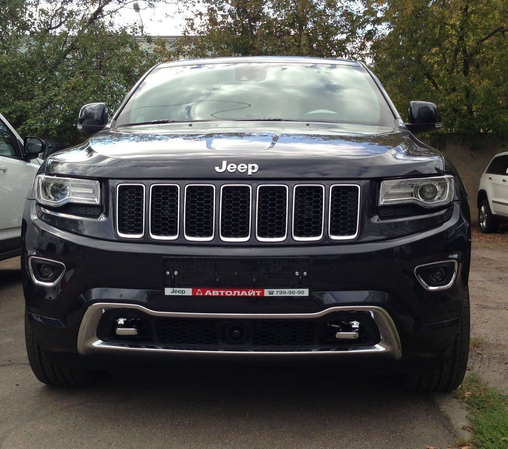 Чероки отзывы. Jeep Grand Cherokee 2013 3.6. Джип Гранд Чероки 2013. Гранд Чероки 2013 дизель. Jeep Grand Cherokee at 2013.