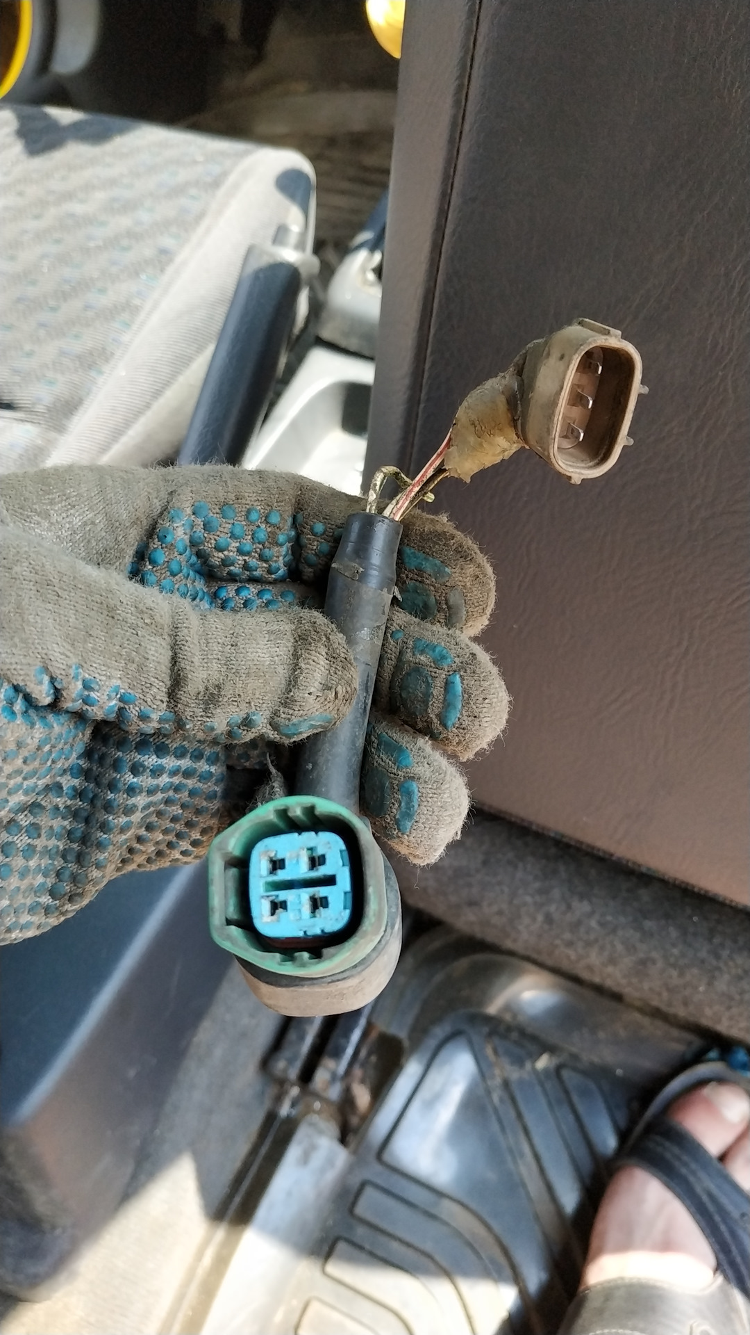 Хватит! Ищу электрика Москва! Сгорает предохранитель! — Honda Civic ...