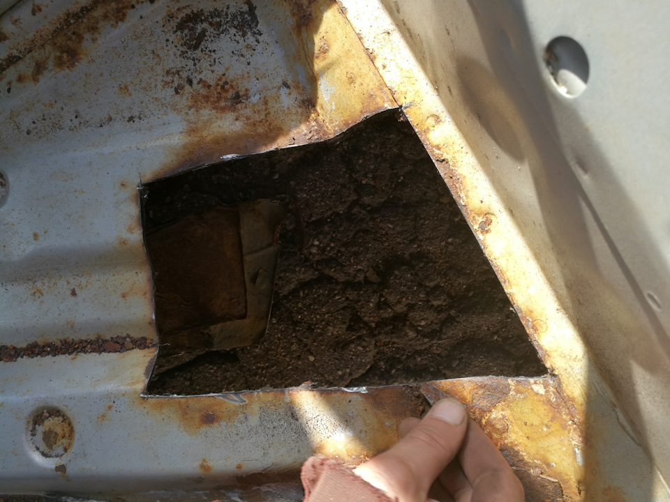 Восстановление пола часть 2 — Volkswagen Vento, 1,8 л, 1996 года ...