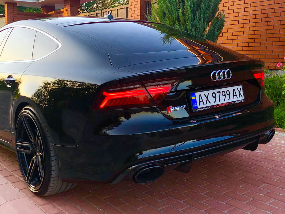 Audi rs7 Black Edition