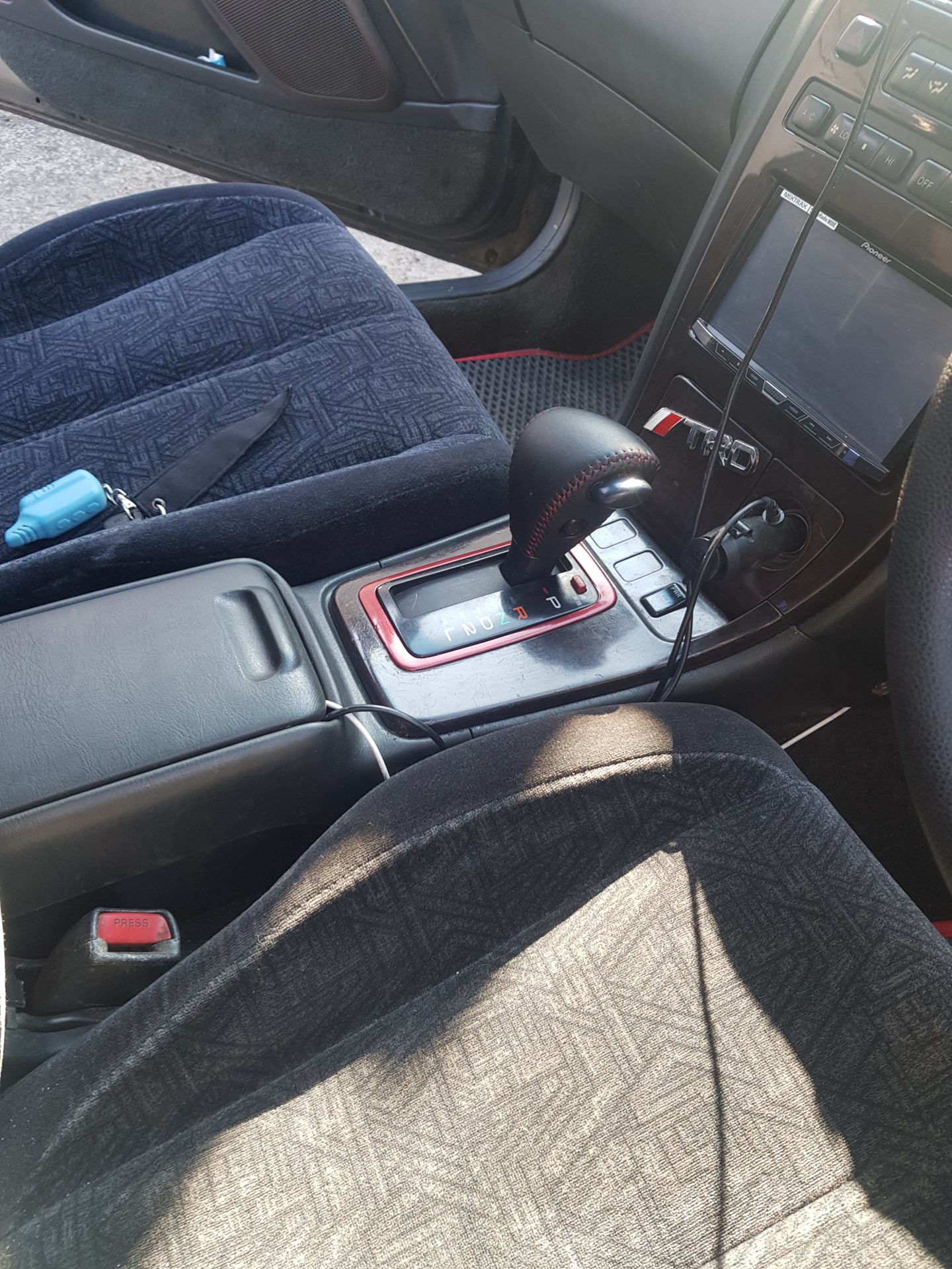 Как снять ручку акпп марк 2 короткая ручка кпп - Toyota Mark II (90), 2,5 л, 1993 года своими руками DRIVE2