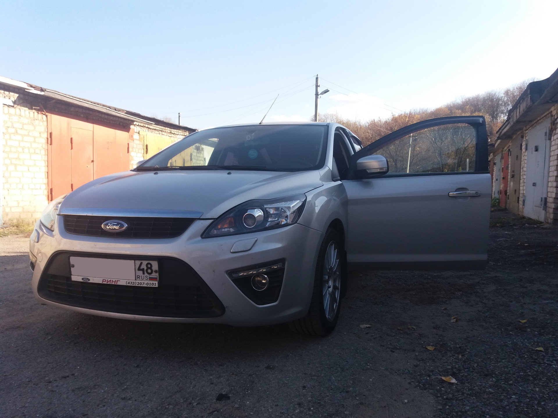 Акробатика для Фокусников — Ford Focus Sedan II, 1,6 л, 2010 года ...