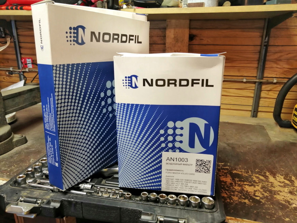 Ленинградские фильтры. — Ford Focus Hatchback III. Запчасти на фото: AN1003