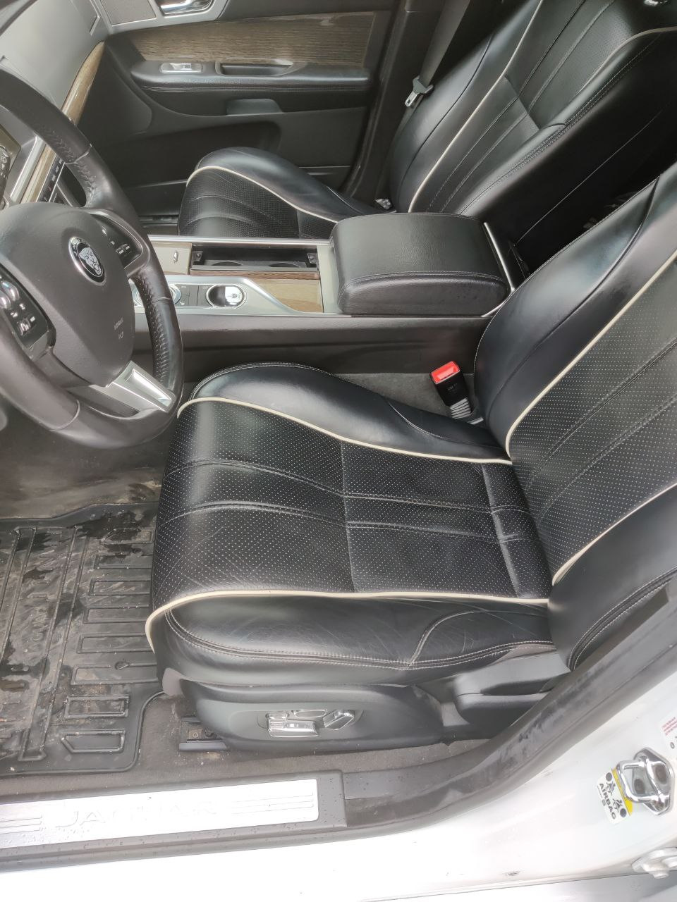 Фото в бортжурнале Jaguar XF (1G)
