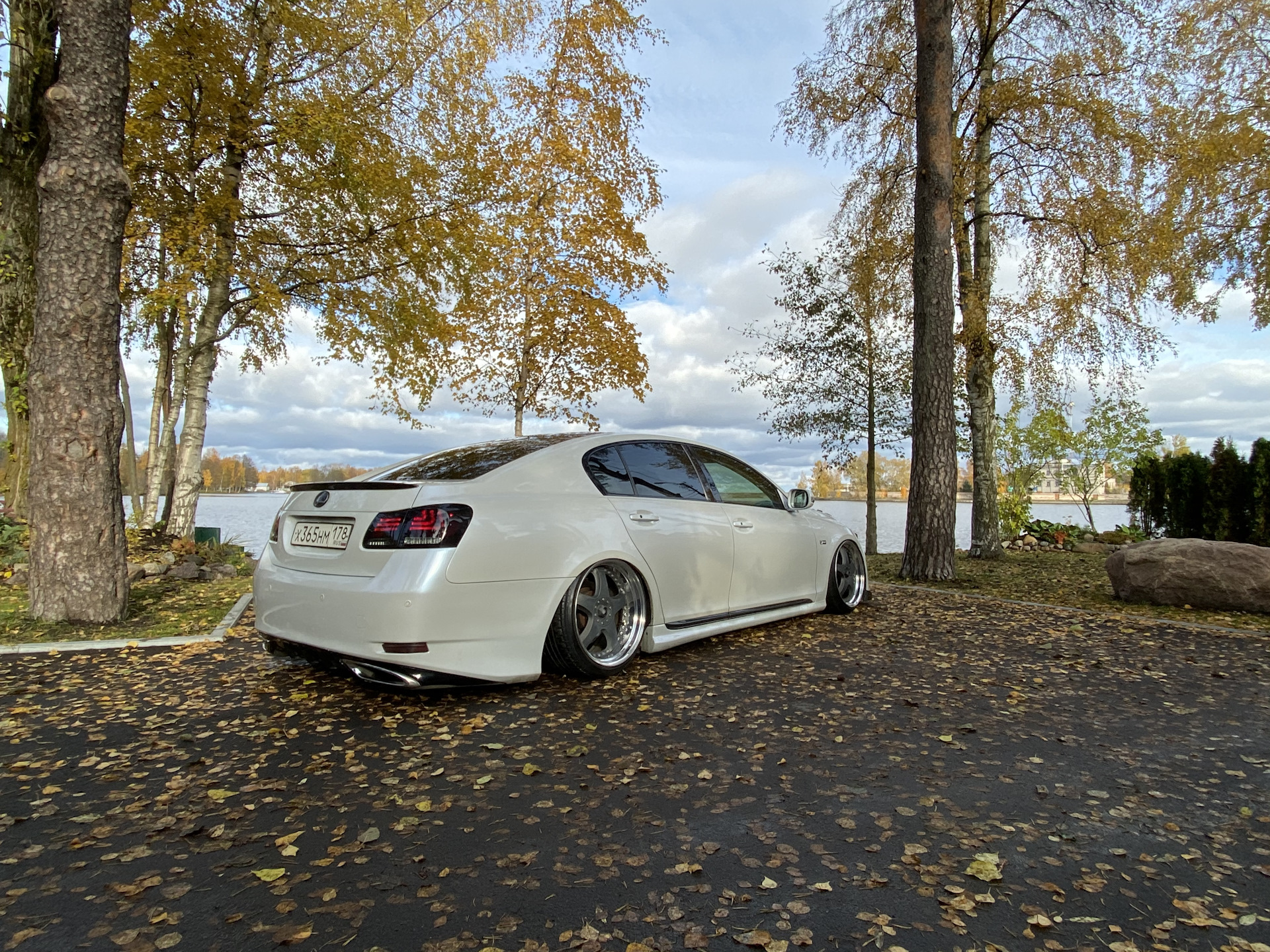 Low tire на лексусе gs300