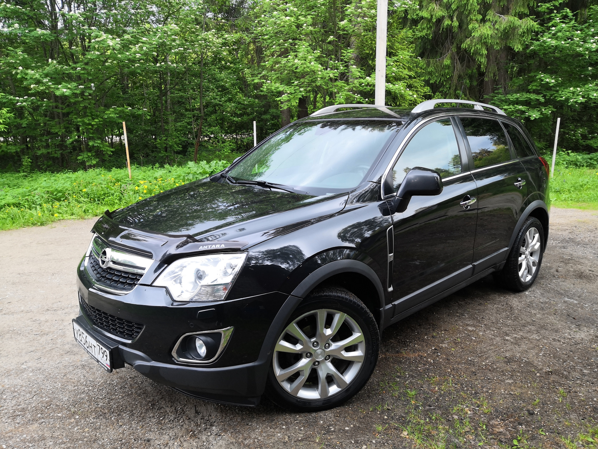 Антара отзывы. Opel Antara 2.2 дизель. Опель Антара 2012 2.2 дизель. Опель Антара 2 дизель. Opel Antara черный.