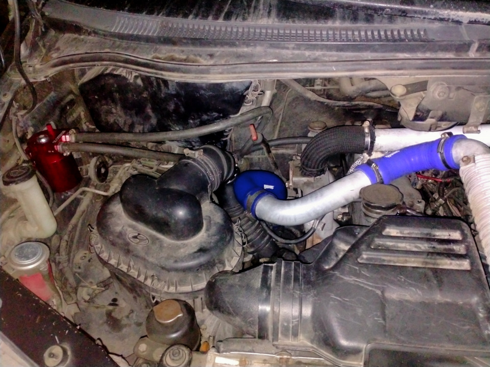 Масло в сапуне, маслоуловитель — Hyundai Starex (1G), 2,5 л, 2002 года ...